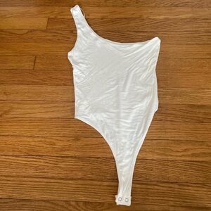 Double Zero White One Shoulder Bodysuit
